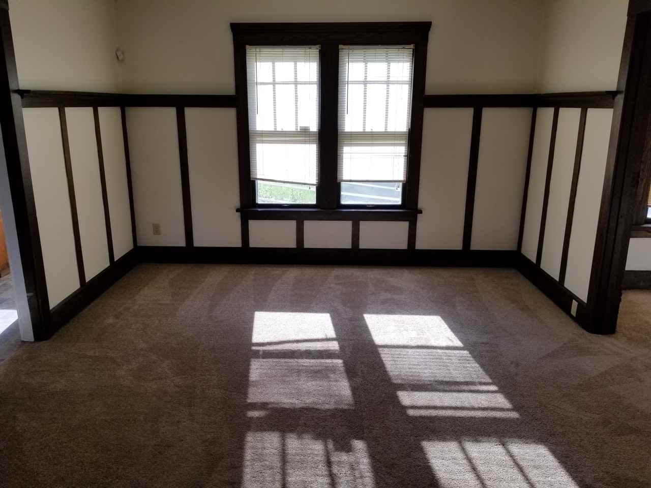 119 N Prospect St - Photo 3 of 12