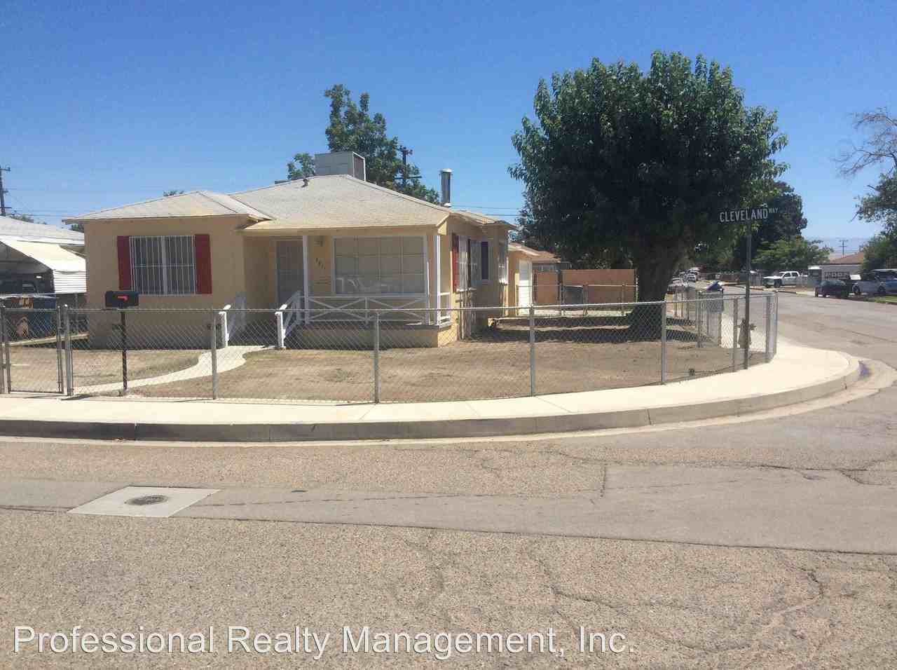 2611 Cleveland Way - Photo 3 of 9