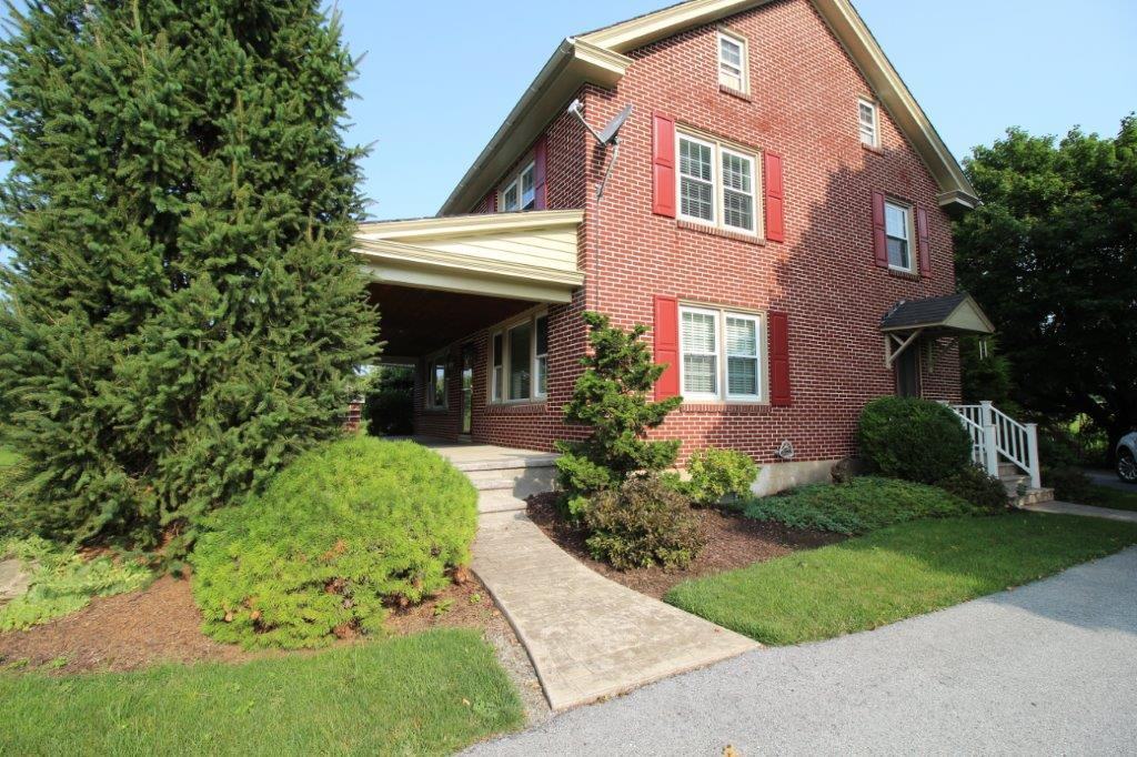 587 Strasburg Rd - Photo 3 of 18