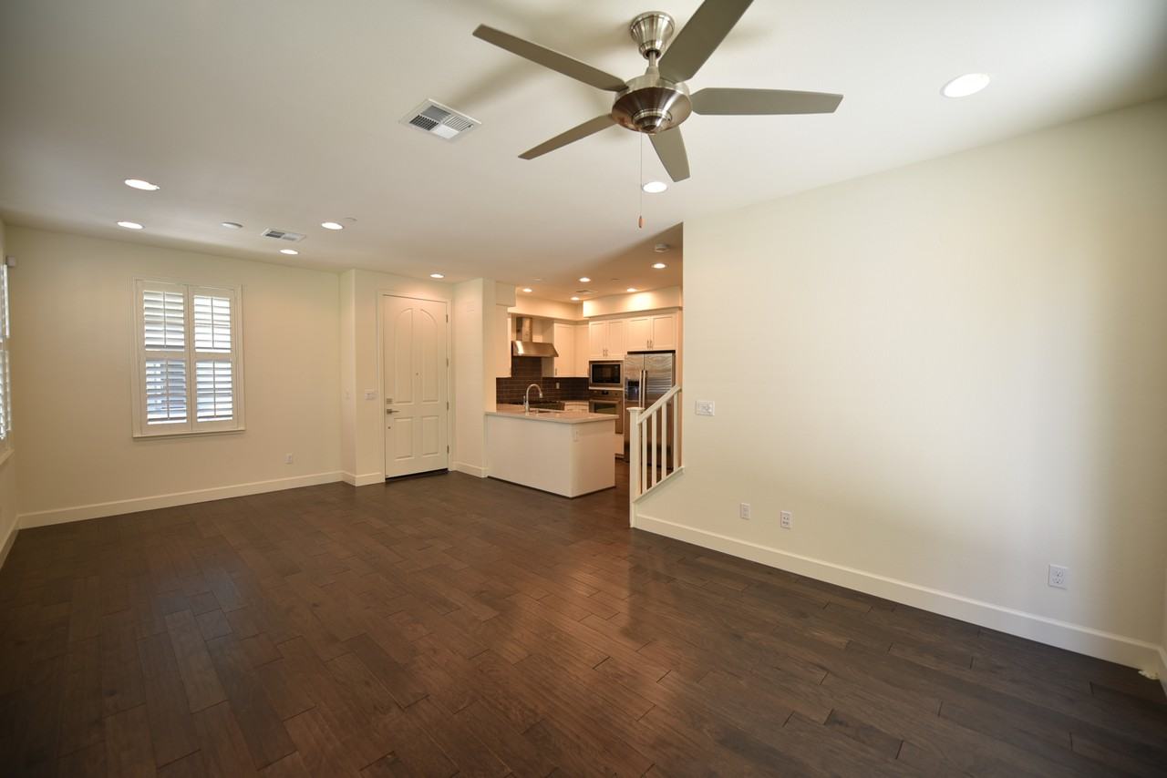 111 Avellino Way - Photo 3 of 25