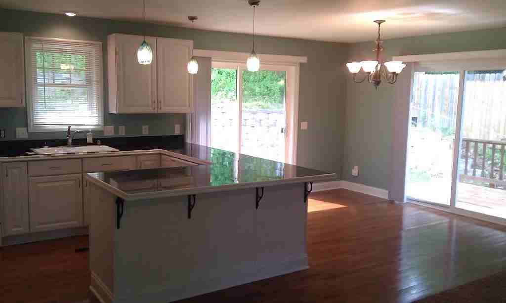 7920 Greendale Ave - Photo 2 of 23