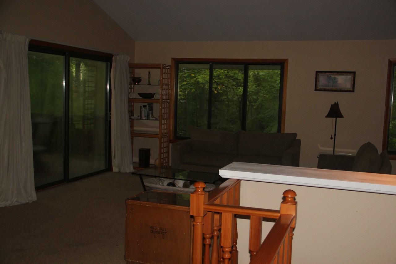 11090 Summit Ave NE - Photo 3 of 13