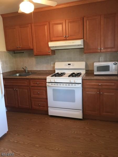 7 Columbia Dr #2a - Photo 2 of 13