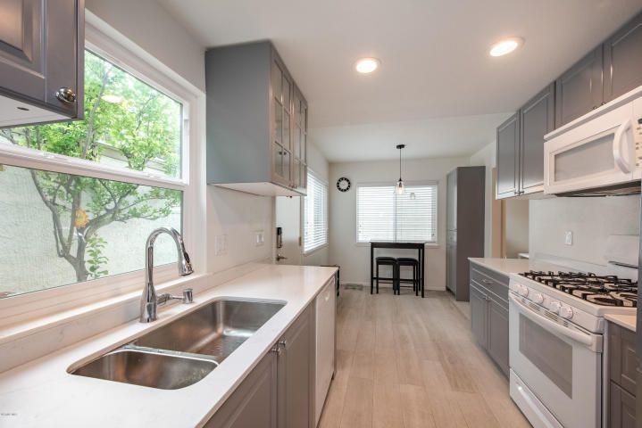 6837 Poppyview Dr - Photo 3 of 21