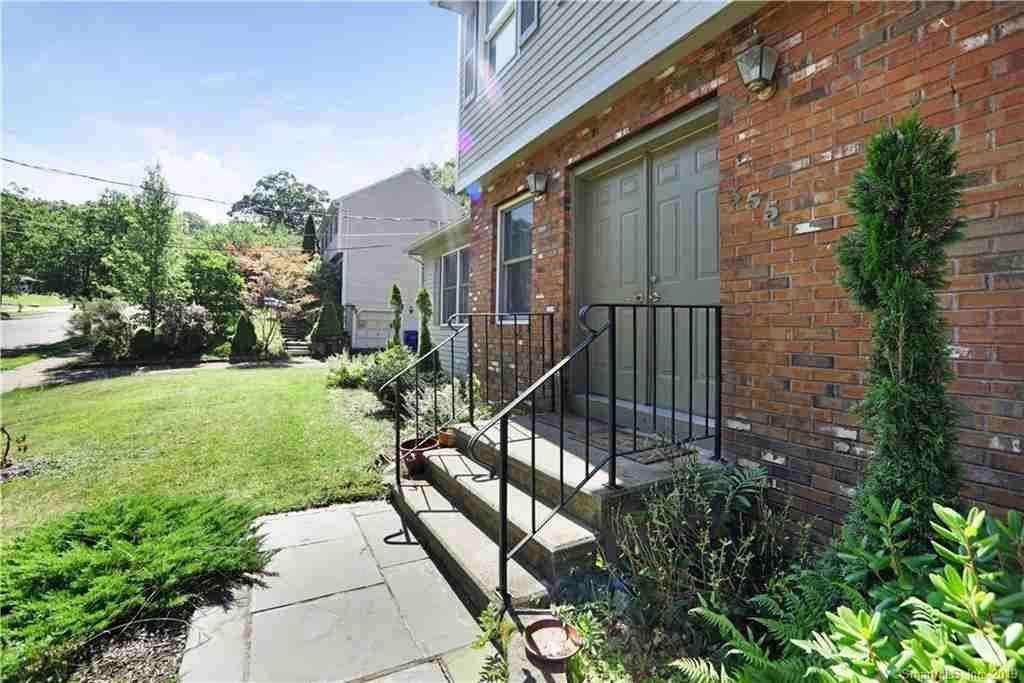 355 Stevenson Rd - Photo 3 of 25