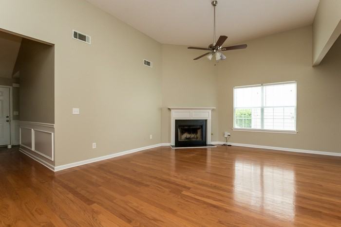 4321 Holliday Road - Photo 2 of 15