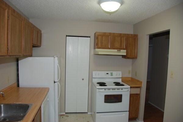 3111-142 Avenue - Photo 2 of 4