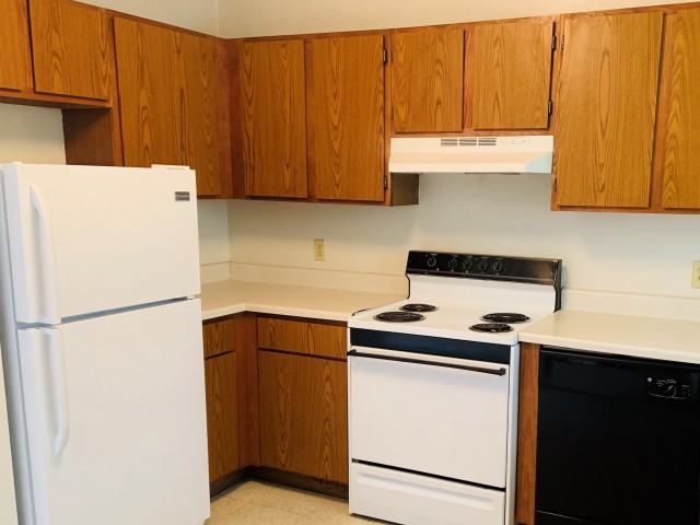 Cottonland Village Apartments - Photo 2 of 9