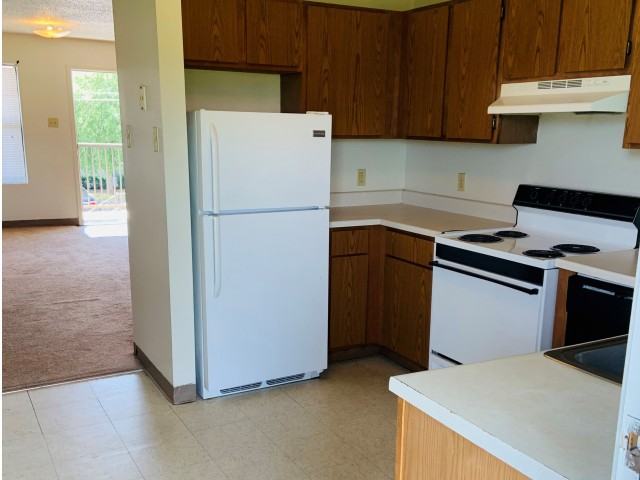 Cottonland Village Apartments - Photo 3 of 9