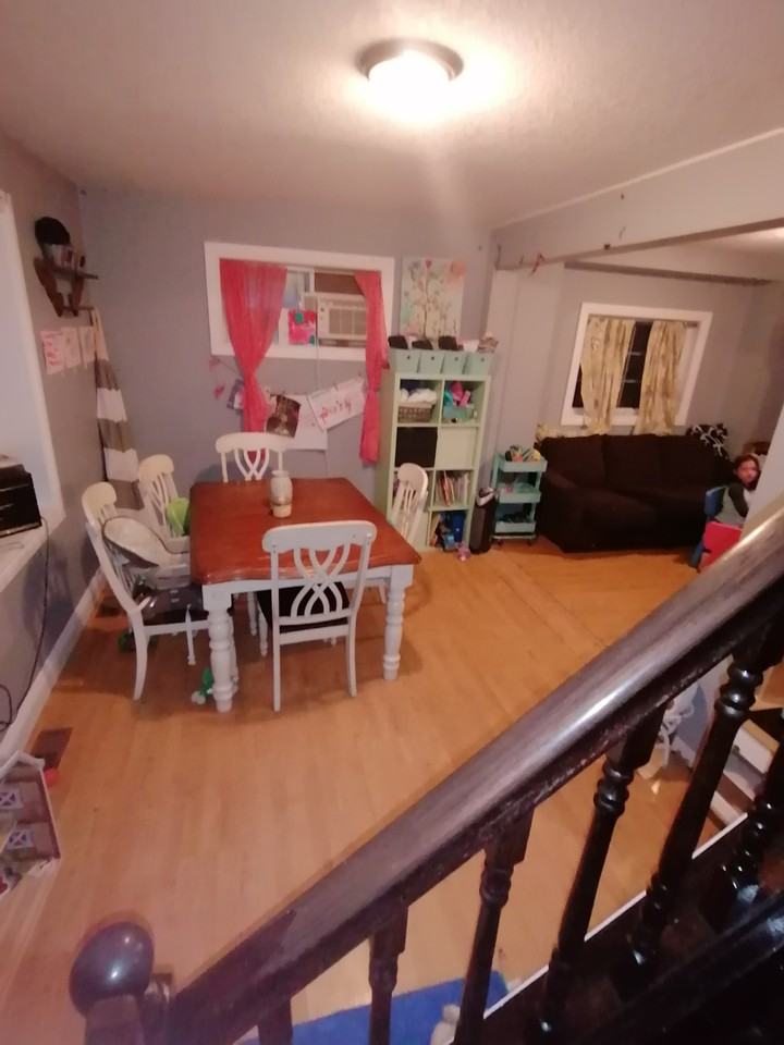 115 Cedar Street South - Photo 3 of 7
