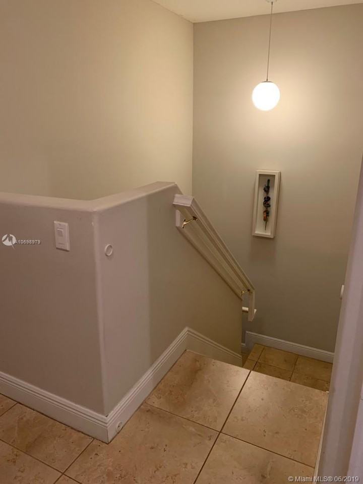 13909 Southwest 86th Court - Photo 3 of 6