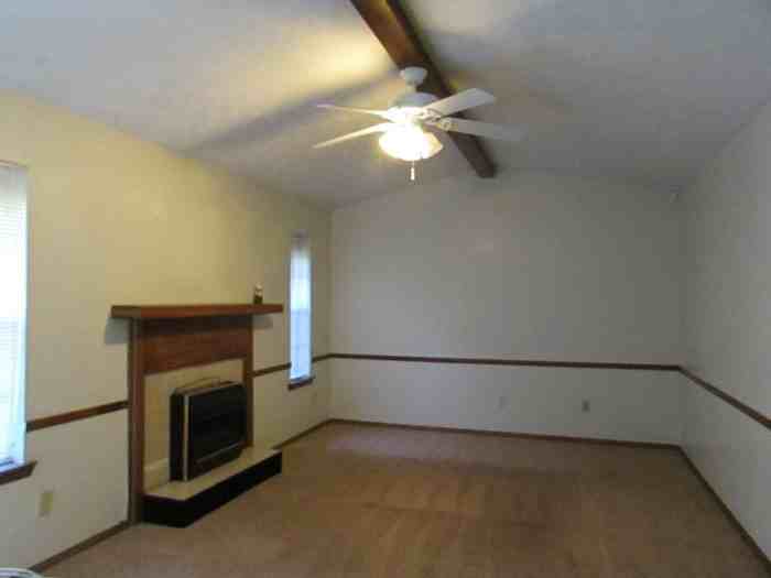 5063 Springtree Court - Photo 2 of 11