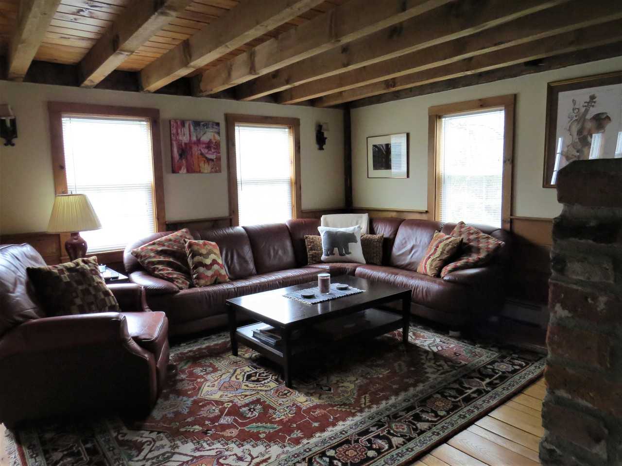 153 W River St #1 - Photo 3 of 7