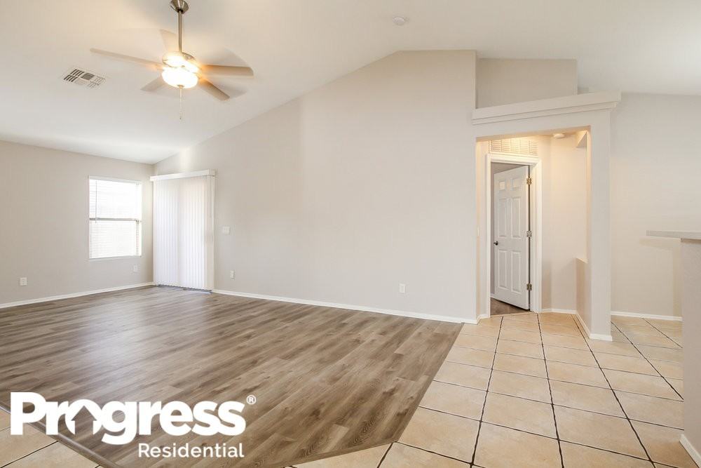 14101 N 127th Ln - Photo 3 of 16