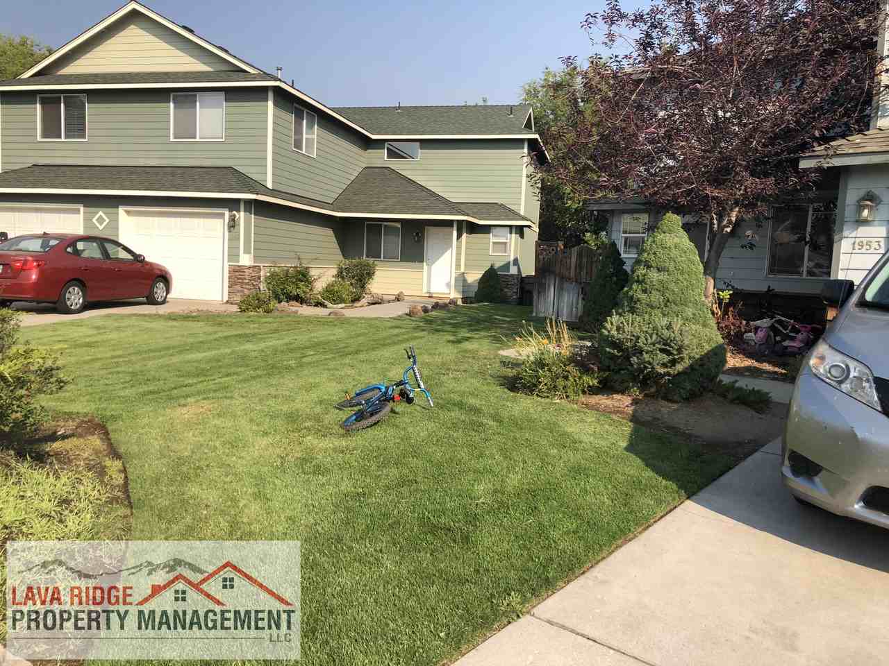 2512 Southwest Cascade Mountain Lane - Photo 2 of 7