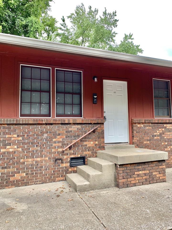 421 North 1st Street #421, Clarksville, TN 37040 1 Bedroom ...