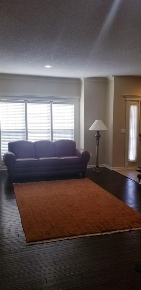 9830 N Highland Pl - Photo 2 of 33