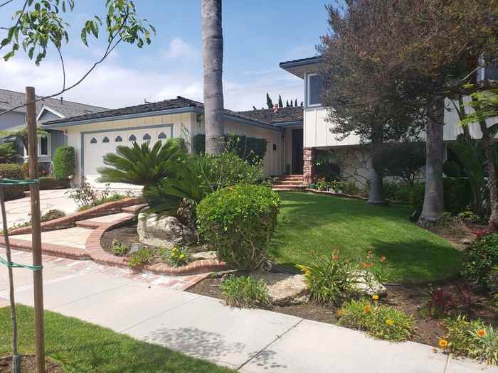 22641 Benner Ave - Photo 3 of 42