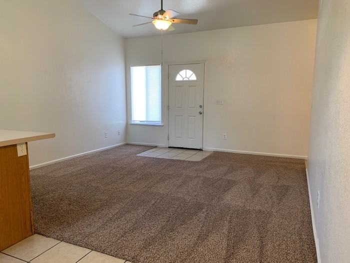 2421 W Sunnyside Ave - Photo 2 of 14