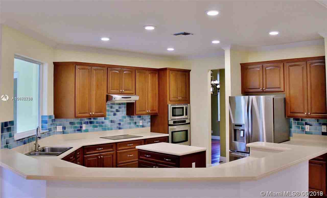 12841 Country Glen Drive - Photo 3 of 14