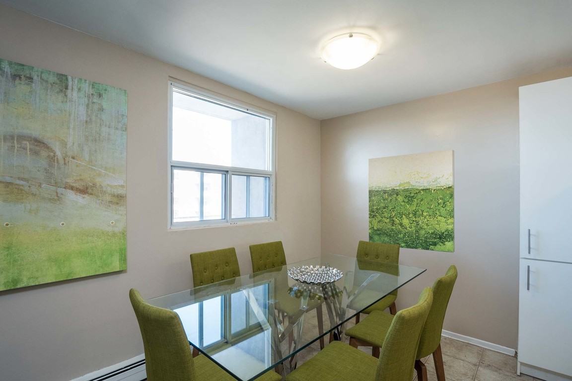 St. James Place I - IV - Photo 3 of 8