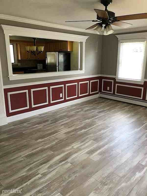 126 St Andre Dr - Photo 2 of 17