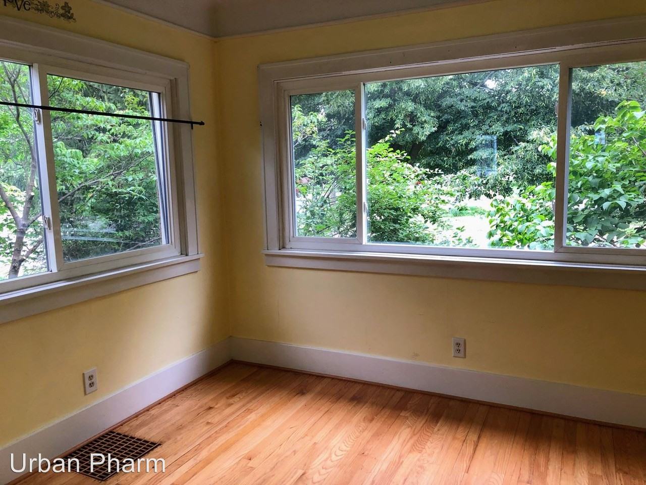 224 Garfield Ave NW - Photo 3 of 28