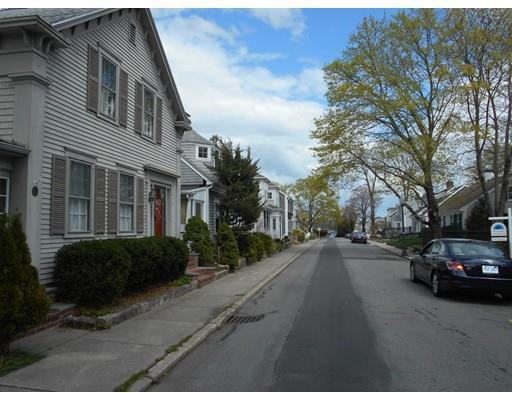 17 Main St - Photo 2 of 10