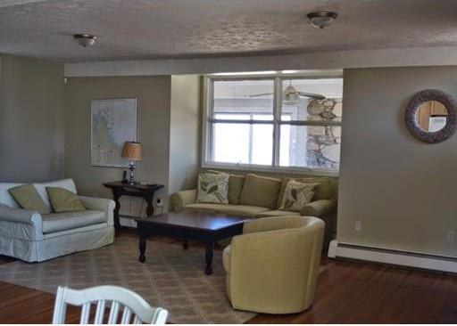 23 Oceanside Dr - Photo 3 of 16