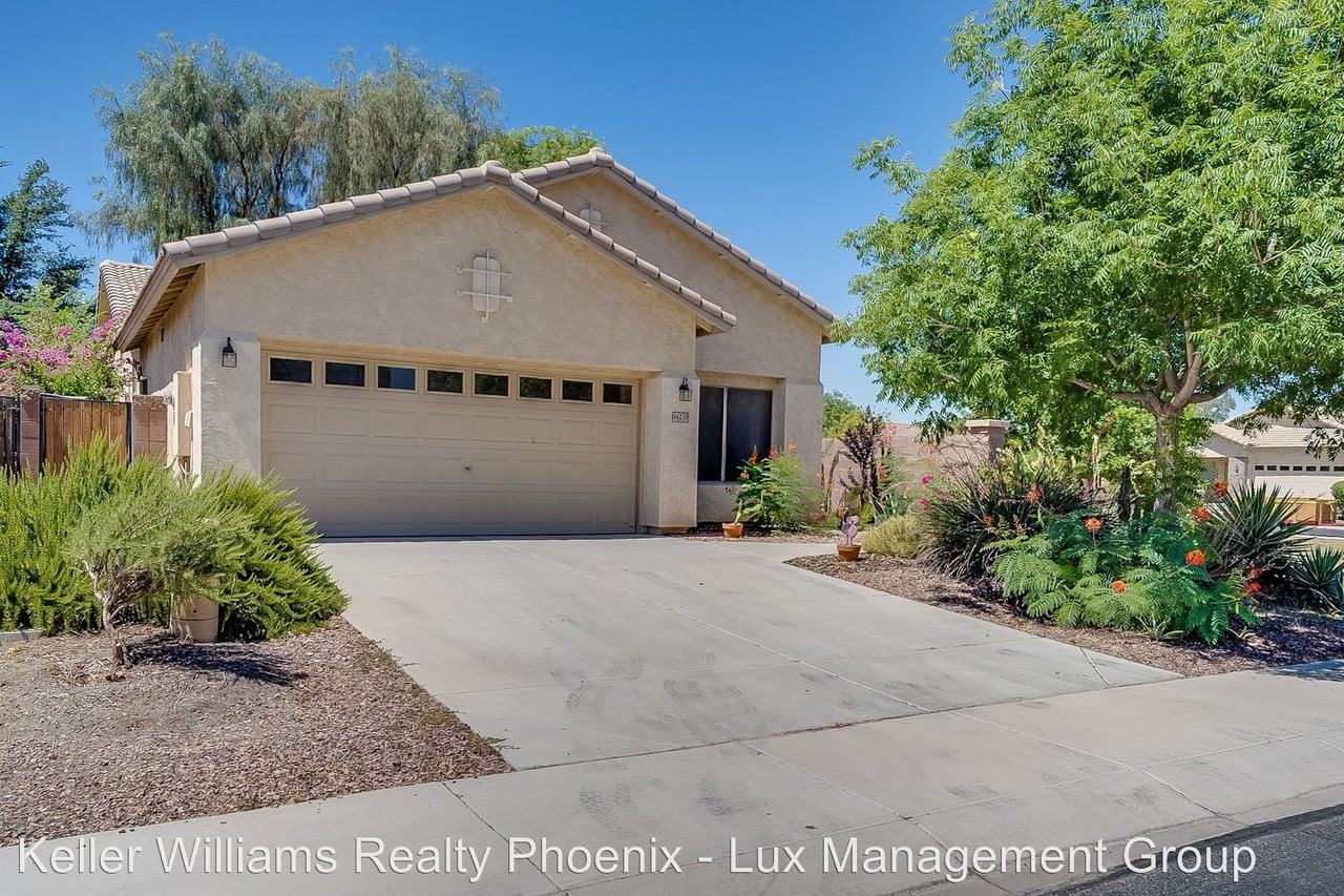 44239 Granite Dr - Photo 2 of 32