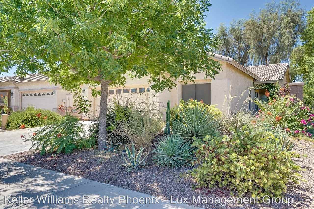 44239 Granite Dr - Photo 3 of 32