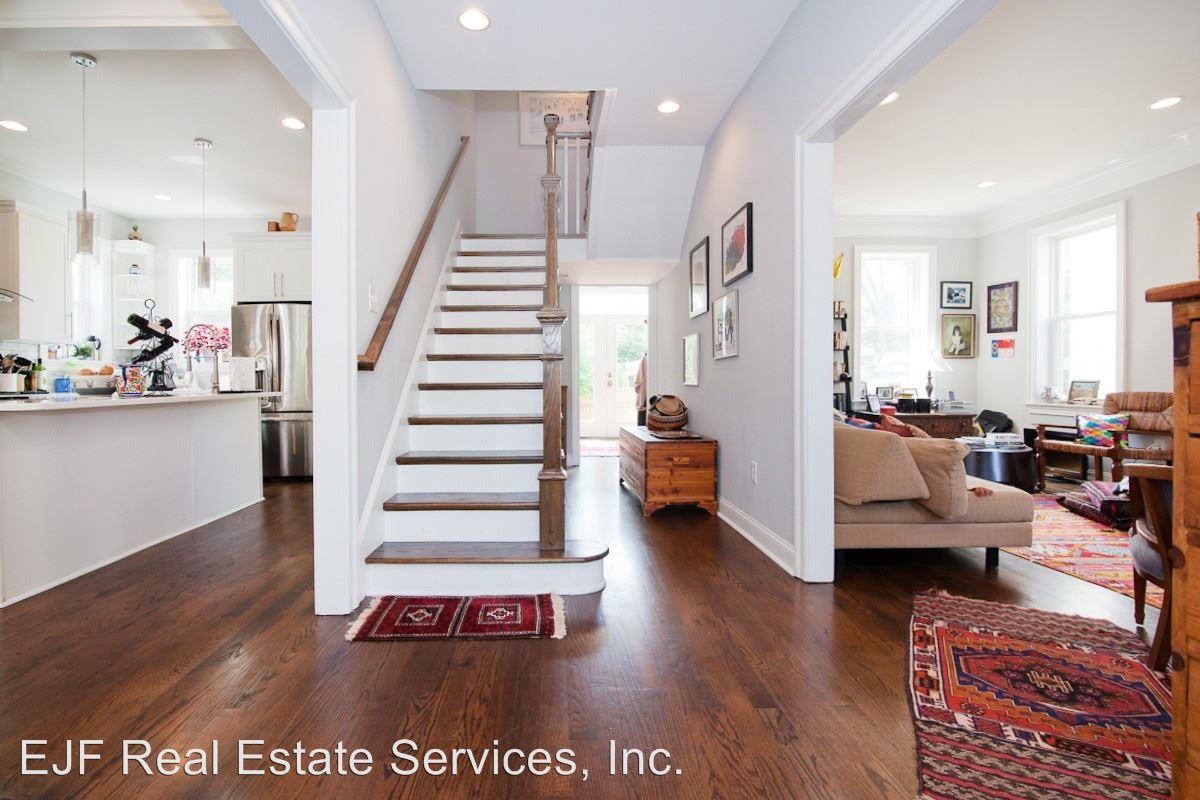 7715 Alaska Avenue Nw - Photo 2 of 50