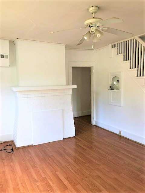 136 E South St - Photo 3 of 15