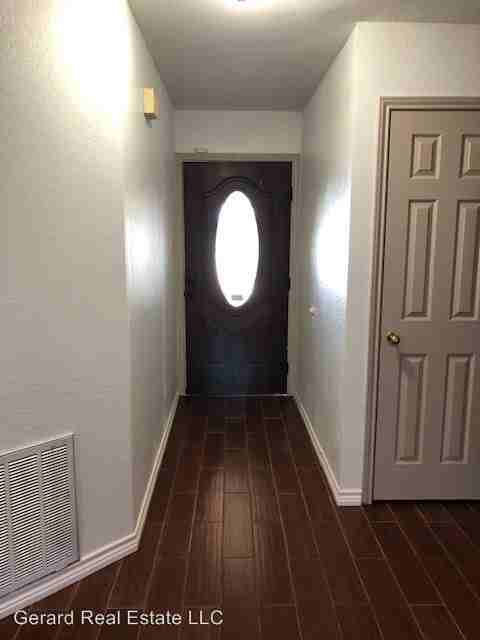 4341 Bluebonnet Ct - Photo 3 of 25