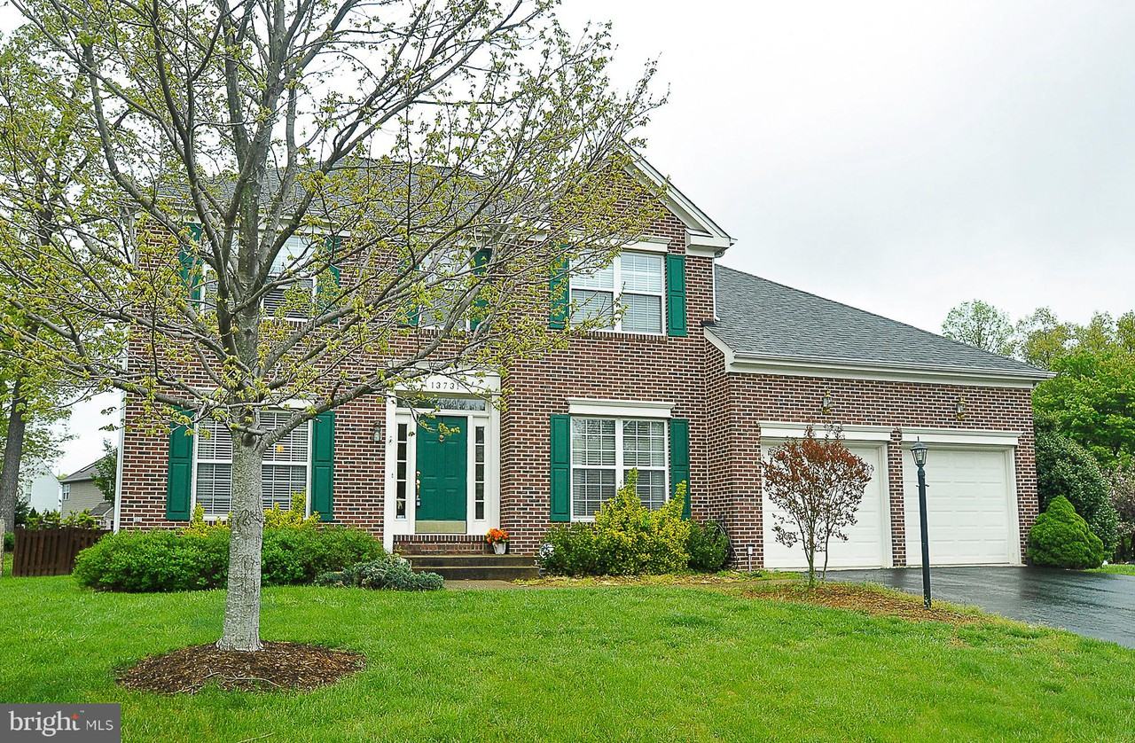 13731 Bridlewood Dr - Photo 2 of 34