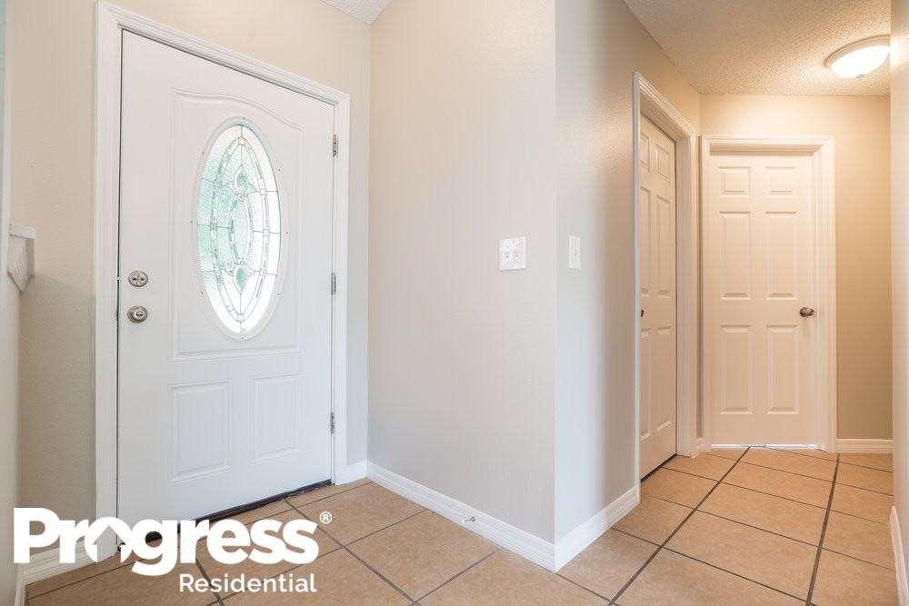 13132 Baneberry Ct - Photo 2 of 14