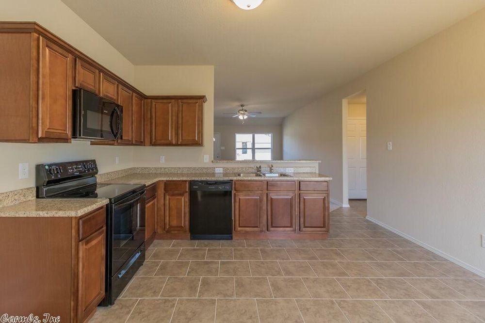 1195 Meadows Edge - Photo 3 of 11