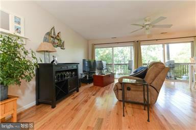 103 NE Isles Dr - Photo 2 of 25