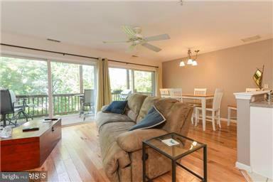 103 NE Isles Dr - Photo 3 of 25