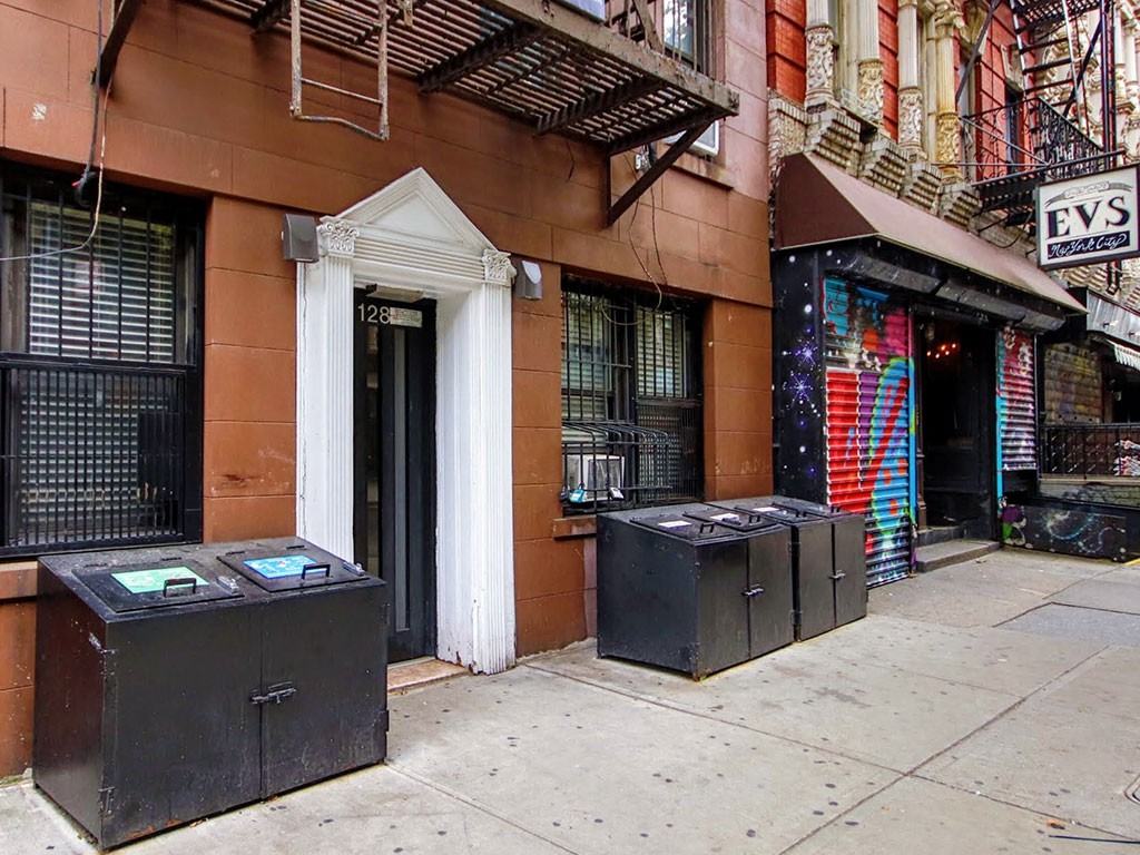 128 Saint Mark's Place - Photo 2 of 6