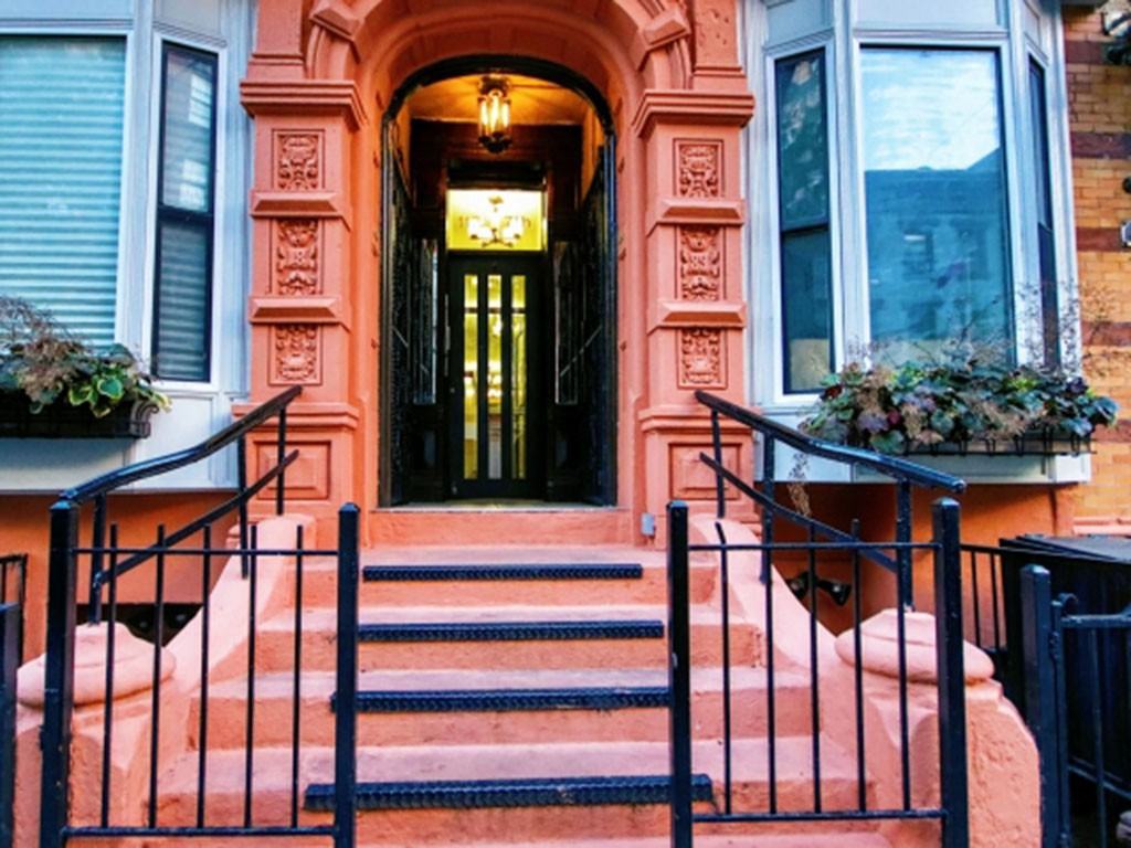 112 East 7th Street - Photo 3 of 15