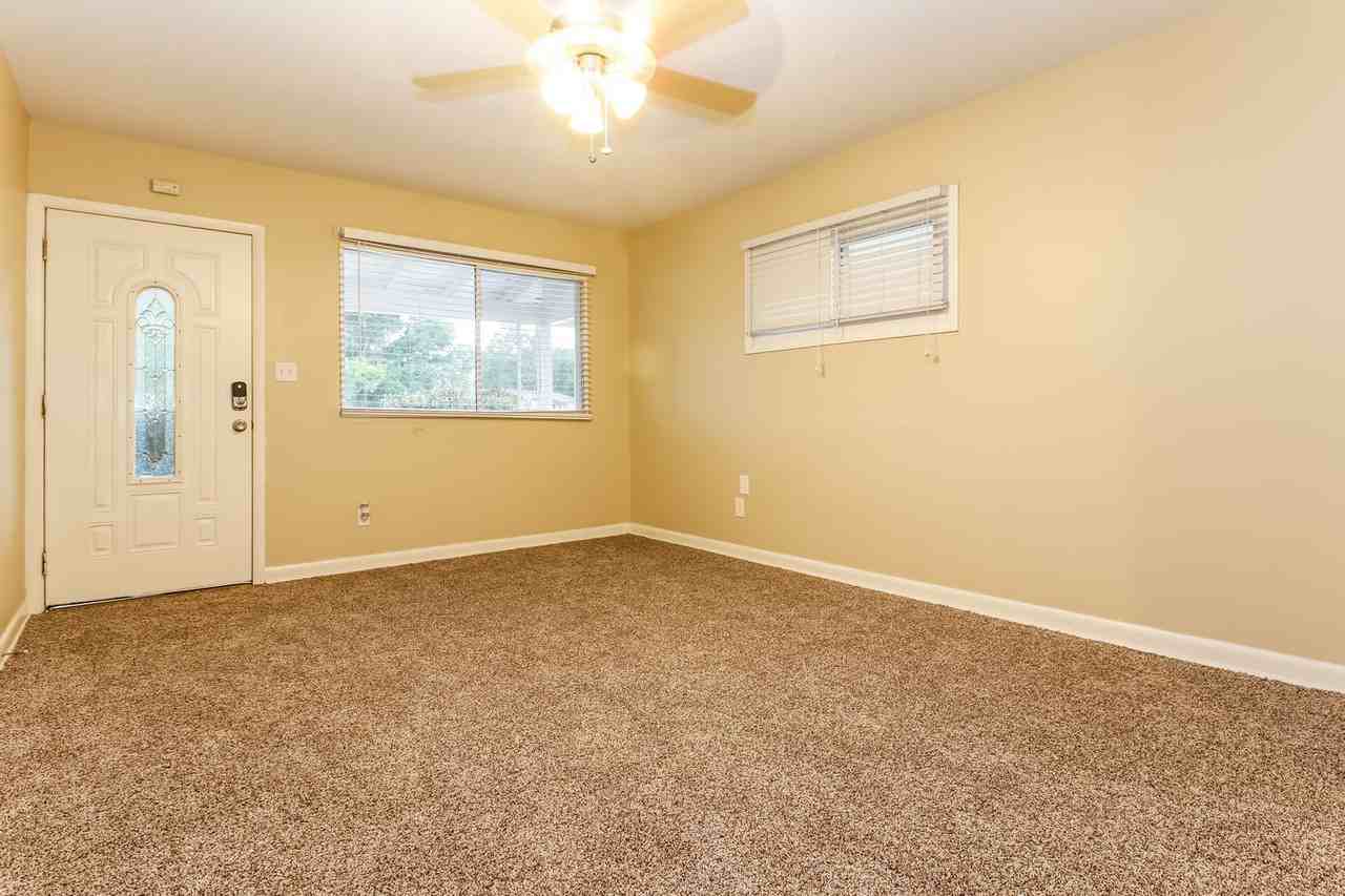 6001 1st St Ne - Photo 3 of 22