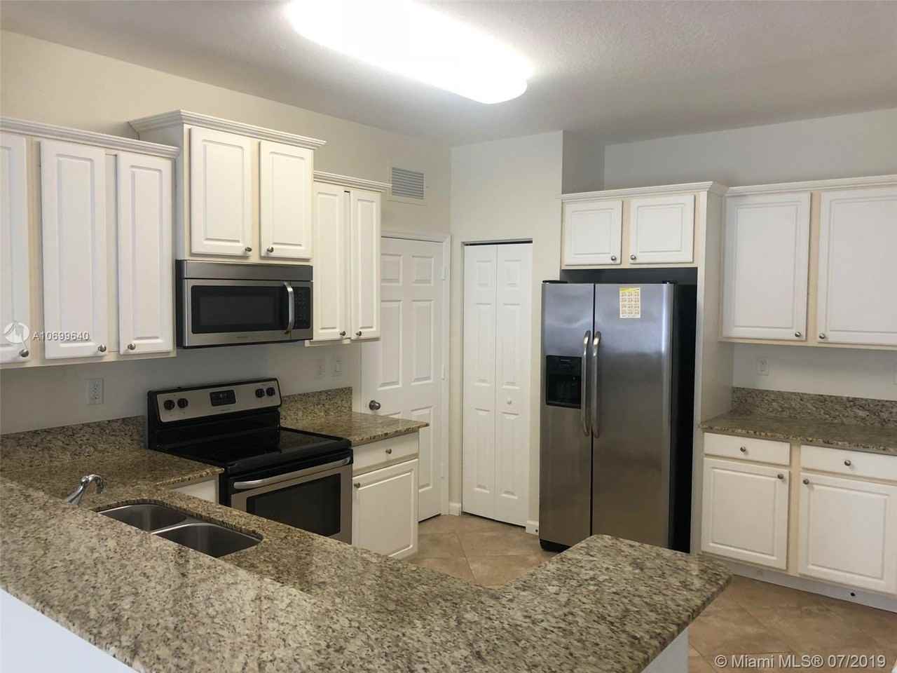 3388 Northeast 2nd Street - Photo 2 of 21