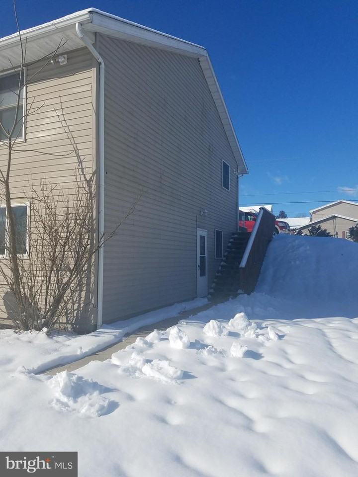 9130 Letzburg Rd - Photo 3 of 13