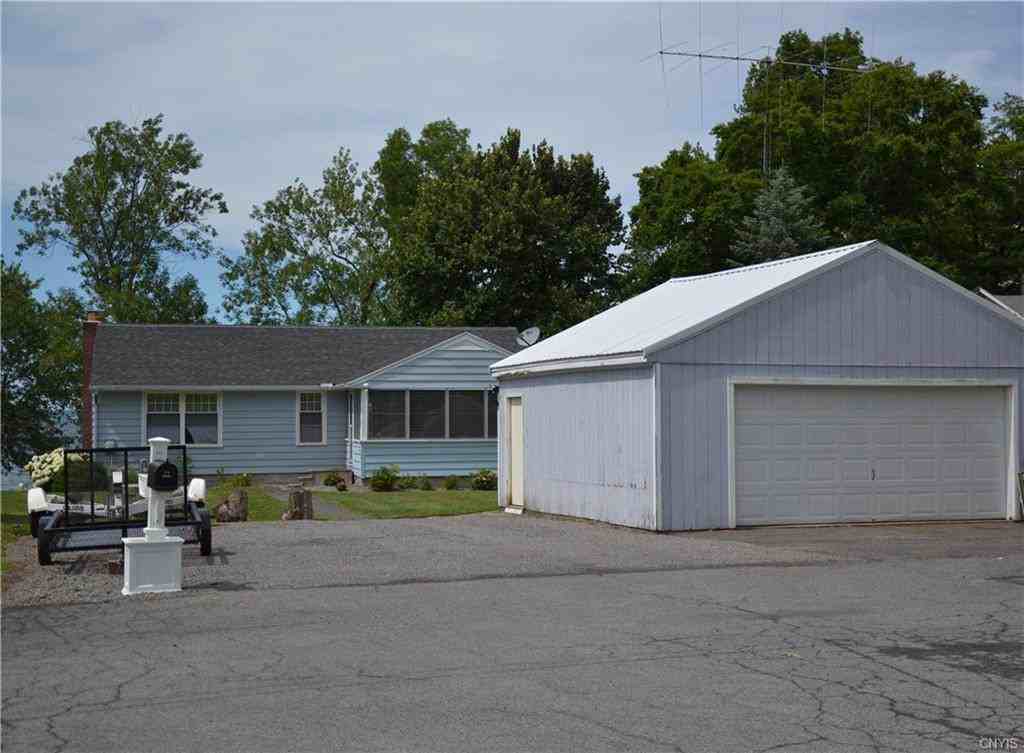 873 Park Ave - Photo 2 of 13