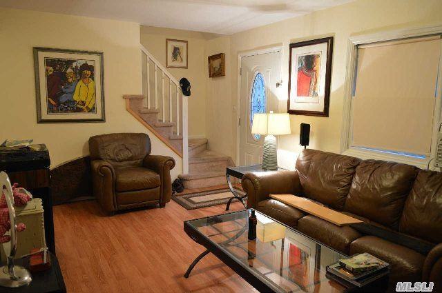 72 Marshall Dr - Photo 2 of 13