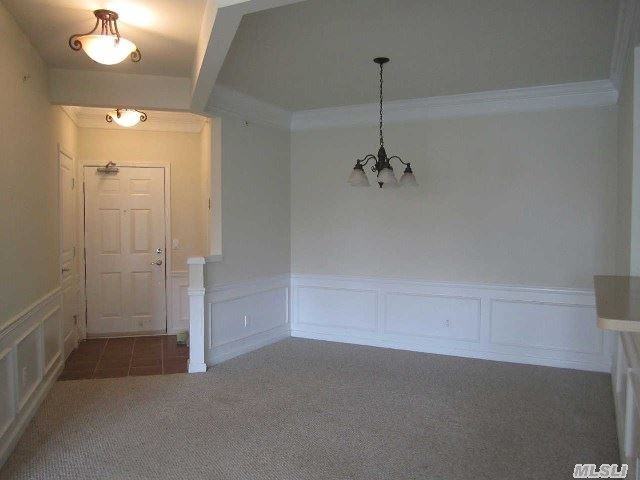 2032 Finch Ln - Photo 2 of 12