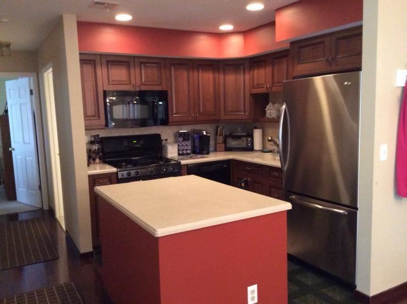 33 Stonyridge Dr #33 - Photo 3 of 12