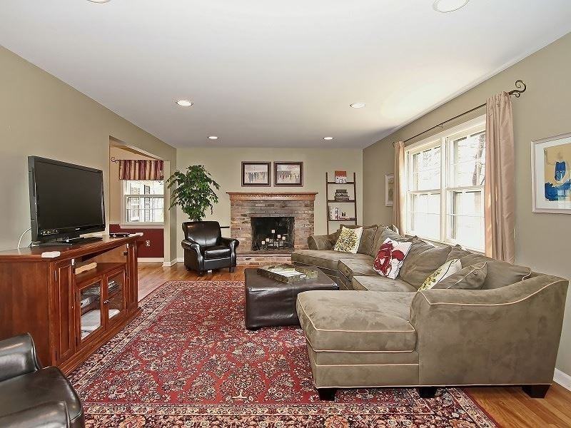 5 Aberdeen Rd - Photo 3 of 20