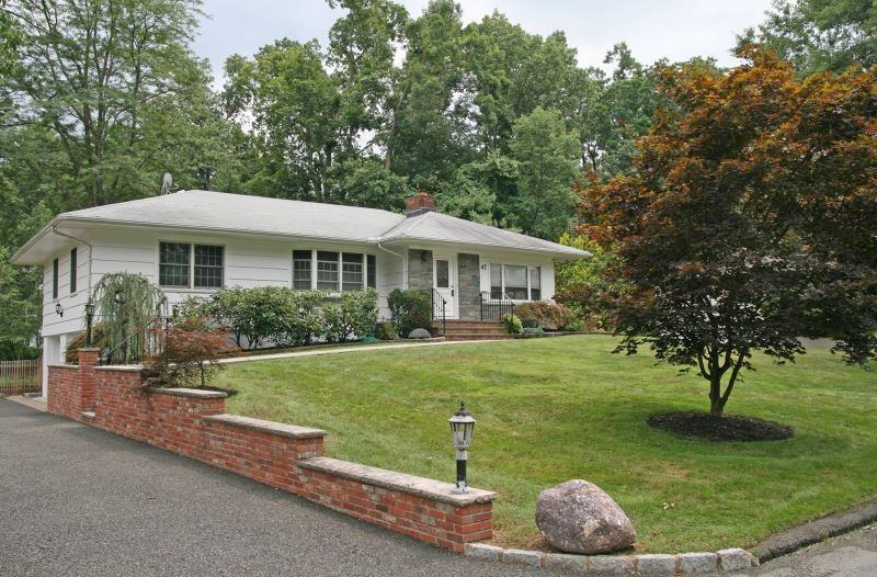 47 Rose Terrace - Photo 2 of 21